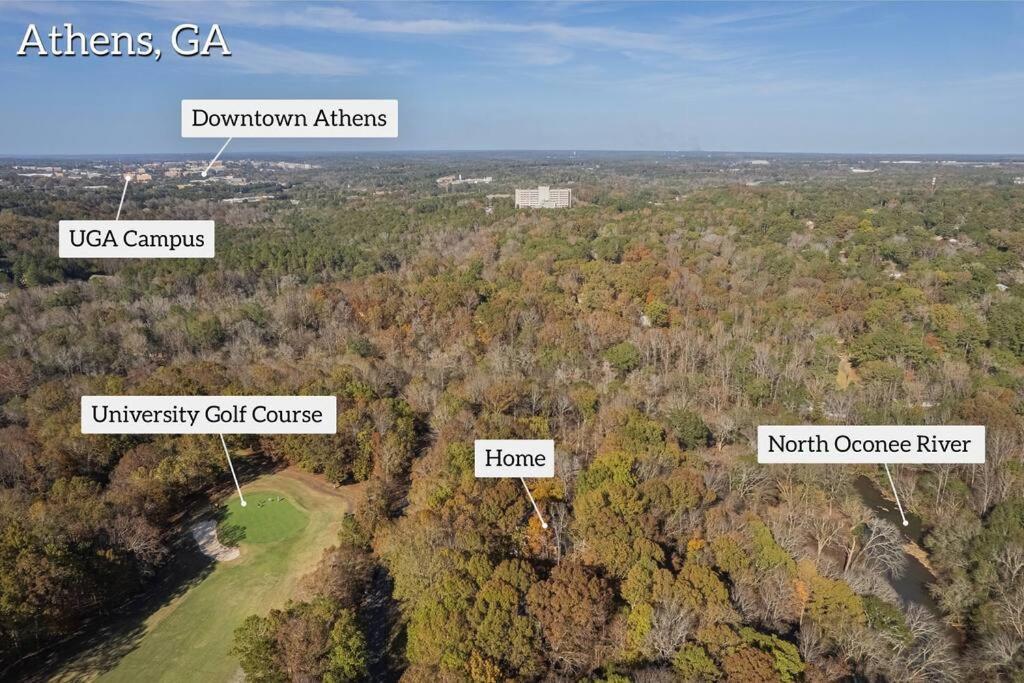 Villa Large Luxury House, 4 King Beds & 21 Total, Hot Tub, Theater, Fireplace, Game Room, Ping-pong, Pool Table, Air Hockey, Arcade, River, Big Kitchen, Porch, Quiet, Good For Families And Large Groups, Near Uga Golf Course, Close To Uga & Stanford St