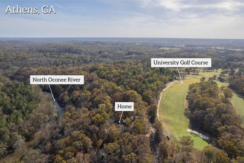 Villa Large Luxury House, 4 King Beds & 21 Total, Hot Tub, Theater, Fireplace, Game Room, Ping-pong, Pool Table, Air Hockey, Arcade, River, Big Kitchen, Porch, Quiet, Good For Families And Large Groups, Near Uga Golf Course, Close To Uga & Stanford St *